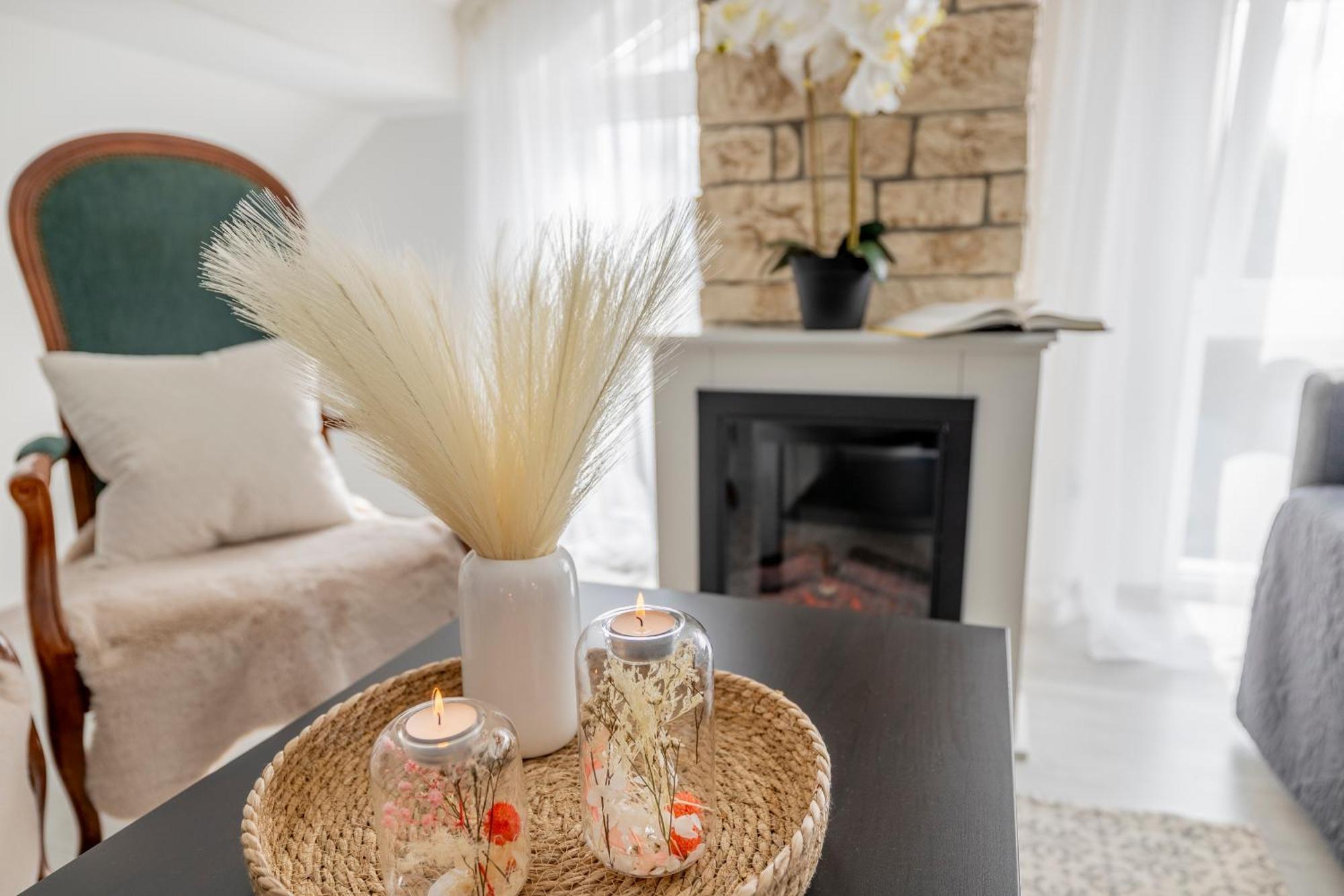 Design Maisonette - 24H Self-Check-In - Bis 7 Pers - In Direkter Weihernaehe - Parkplatz - Wifi - Balkon -Terrasse - Radwege Schiffweiler Εξωτερικό φωτογραφία